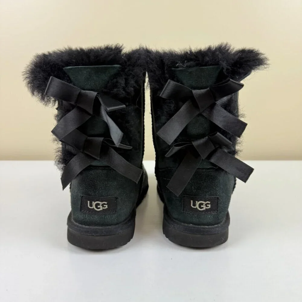 EUC UGG Kids Bailey Black Boots S/N 1017394K